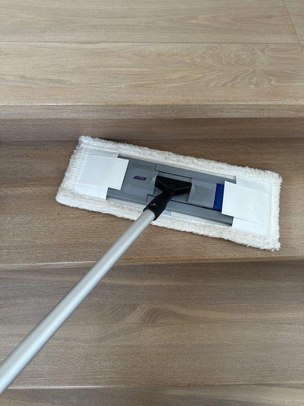 Grindų sistema su plastikiniu magnetiniu rėmu (KREMINĖ nano šluostė)